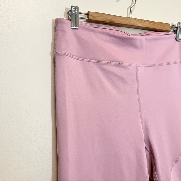 Fabletics Salar Statement Ultra Cool Rosebloom Shine Leggings - Picture 3 of 12